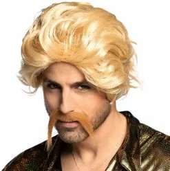 Overig Herenpruik Chuck Blond Met Snor